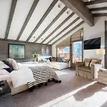No 14 Hotell 5*