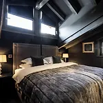 No 14 Hotel 5*
